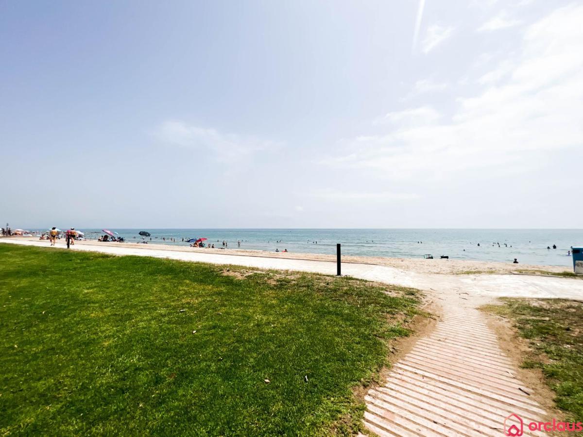 Modern Apartment In Front Of The Mediterranean Оропеса-дель-Мар Экстерьер фото